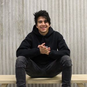 Meet your Posher, Phillip